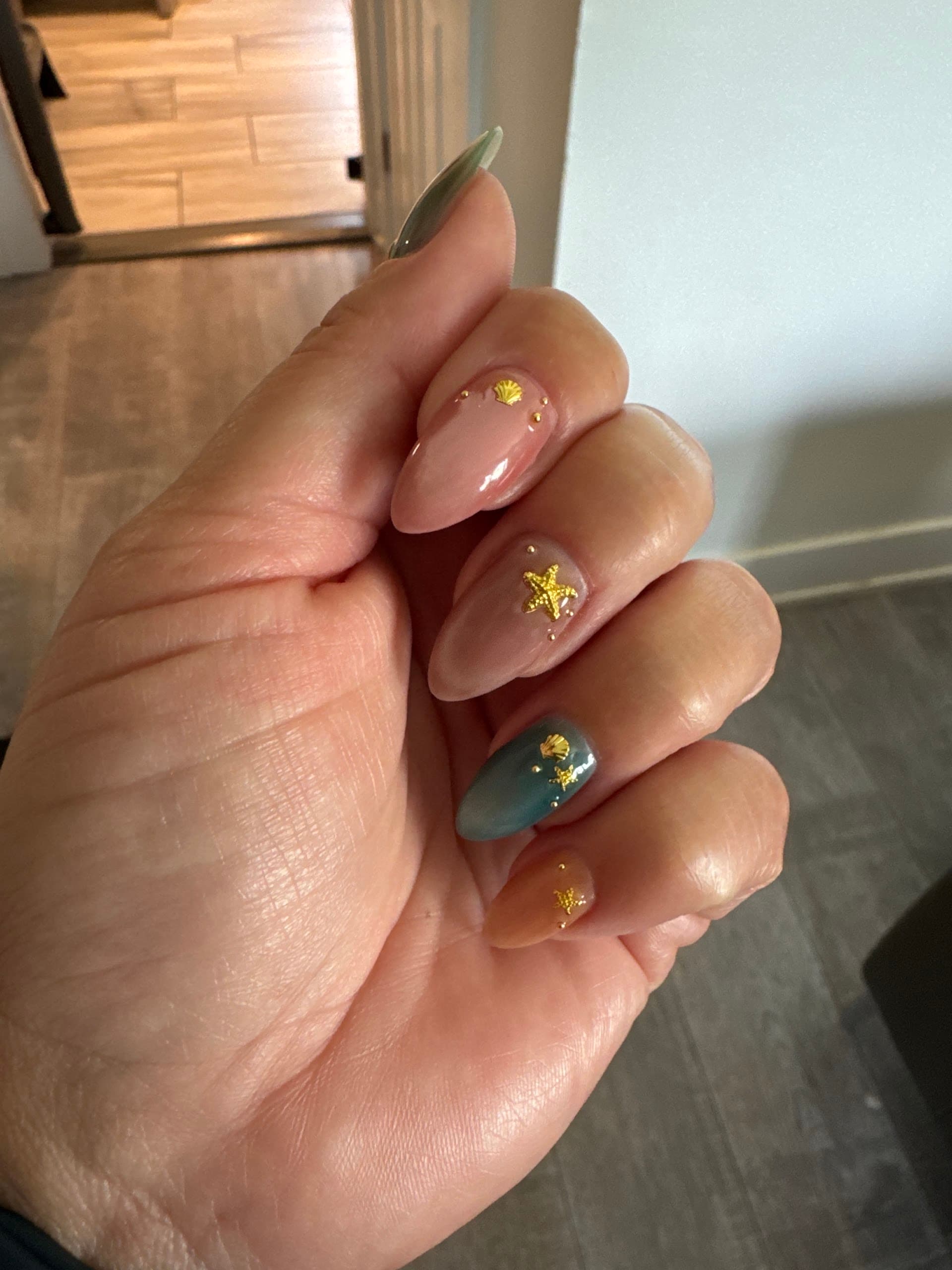 Chrome finish nail set